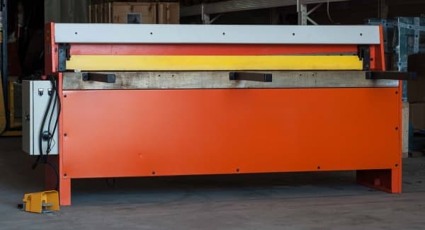 Гильотина электромеханическая Stalex Q11-2x2050